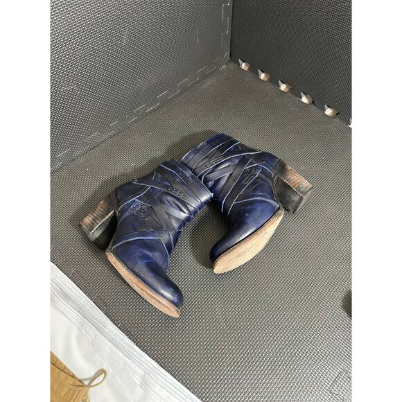 Rare Freebird By Steven Blue Gem Booties Leather Distressed Moto Grunge Size 7 - Picture 3 of 8